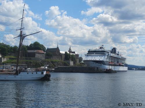 Лайнер Celebrity Constellation в Осло Фото Celebrity Constellation в Осло