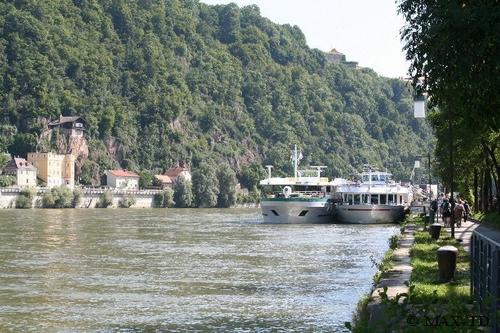 Фото Пассау: речные теплоходы на Дунае